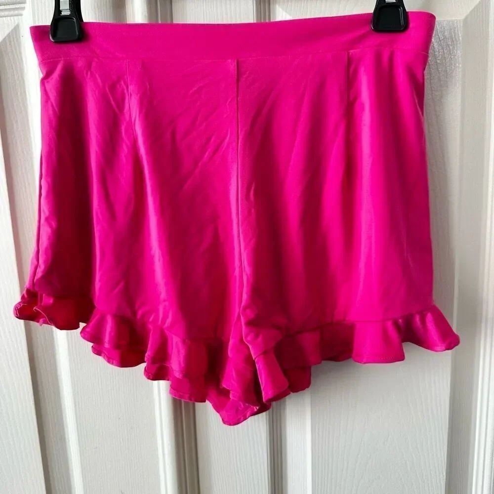 NBD fuchsia shorts - Picture 7 of 8